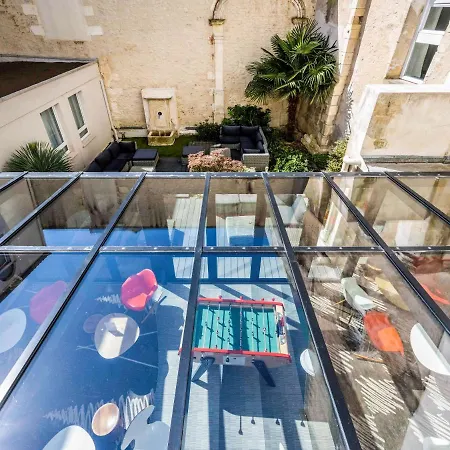 Ibis Vieux Port 3*