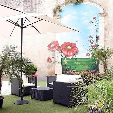 Ibis Vieux Port